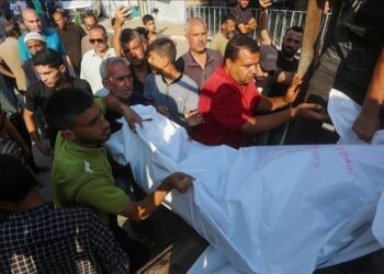 شرقي مدينة غزة: إسرائيل تقتل 6 فلسطينيين بينهم 3 أطفال بغزة صباح 2025