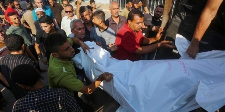 شرقي مدينة غزة: إسرائيل تقتل 6 فلسطينيين بينهم 3 أطفال بغزة صباح 2025