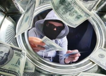 إصدار النسخة الأولى من دليل مكافحة غسل الأموال وتمويل الإرهاب