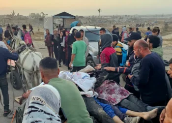 مجزرة جديدة للاحتلال: استشهاد 16 فلسطينيا من منتظري المساعدات وسط قطاع غزة