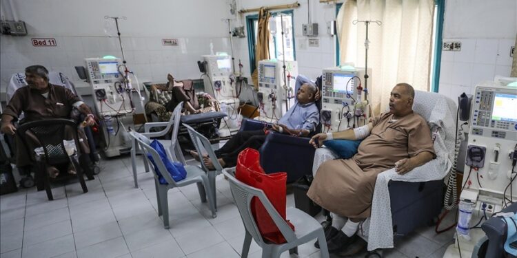 تقارير طبية: 41% من مرضى الكلى في غزة استشهدوا