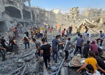 مصادر طبية في قطاع غزة: أكثر من 60 شهيدا بنيران الاحتلال منذ فجر اليوم
