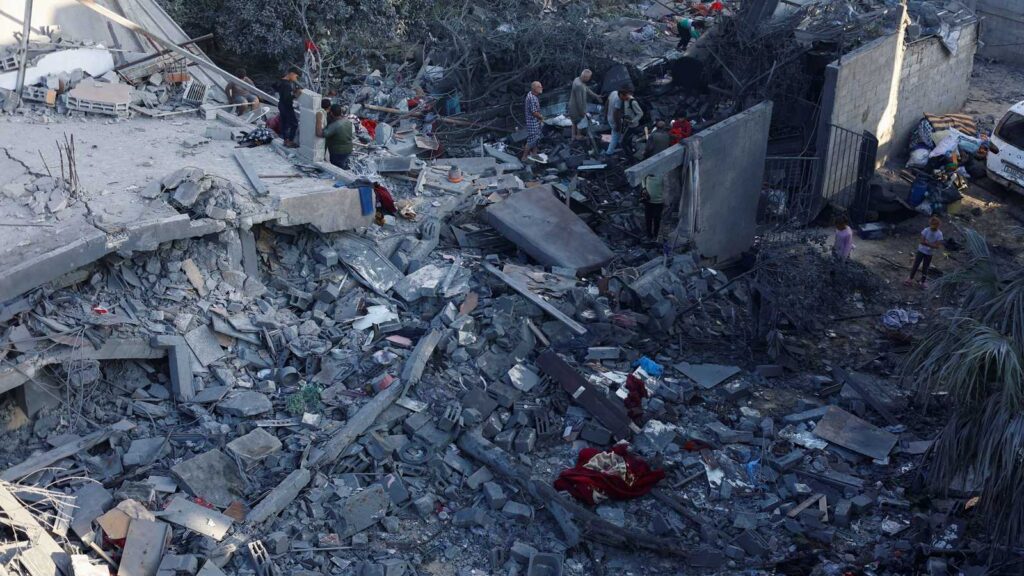 إسرائيل تقوم بشن هجوم مكثف على غزة بعد استئناف وقف إطلاق النار. 4 1e9002e2 b7d4 4b6c a572 4372e091e37c