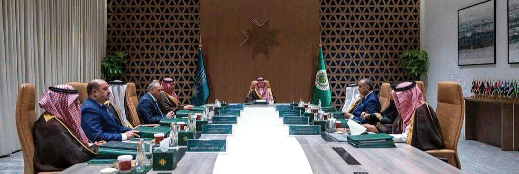 تجديد عضوية المدير العام للأمن الوطني ولمراقبة التراب الوطني، للمرة الثانية، ضمن تشكيلة المجلس الأعلى لجامعة نايف العربية للعلوم الأمنية 12 WhatsApp Image 2025 11 03 a 20.50.16 0a09bac8 1