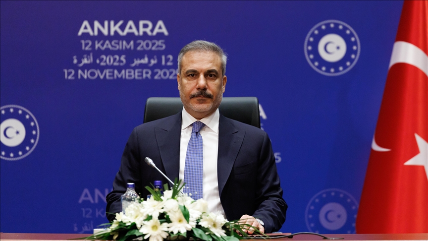 thumbs b c 37c6939901dae14370b7f155229864de