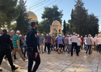 اقتحم حوالي 550 مستوطناً باحات المسجد الأقصى.