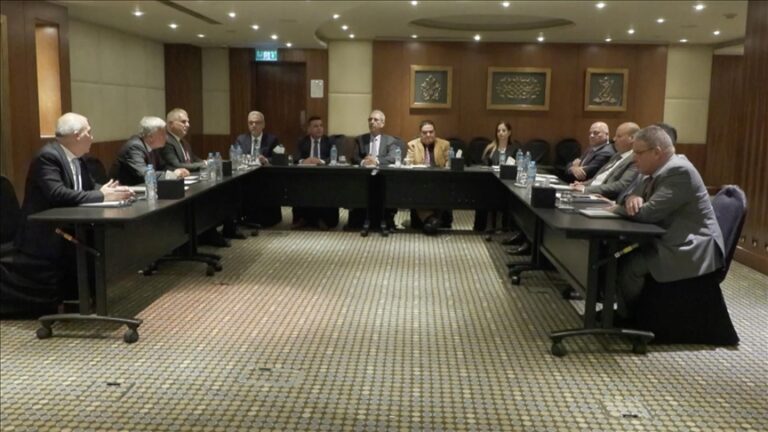 علي شعث، رئيس اللجنة الوطنية الفلسطينية لإدارة قطاع غزة