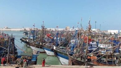 ميناء العيون يتوقف بسبب الظروف الجوية السيئة. 1 IMG 600x329 1