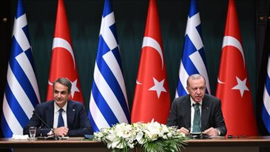 thumbs b c ba20990979e7f44fbc19f3d837031447