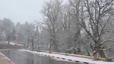 توقعات بزخات رعدية ورياح قوية.. طقس الجمعة يحمل تقلبات واسعة بالمغرب 6 froid neige