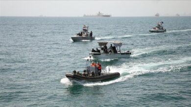 thumbs b c db152c8129c2f3607f50f98f9176730b