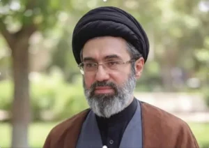 مجتبى خامنئي: إسرائيل تقترب من نهايتها.. وزمن القواعد الأمريكية انتهى