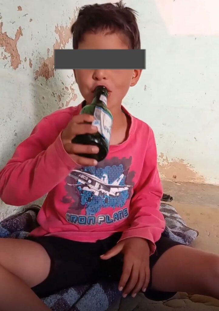 توقيف شخص عرض شقيقه القاصر لمخاطر الإدمان بضواحي مدينة الريش 8 WhatsApp Image 2026 06 07 at 10.20.00