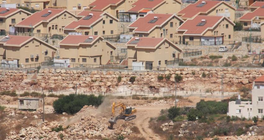 يعتزم الاحتلال الموافقة على بناء 2721 وحدة استيطانية جديدة في الضفة الغربية. 1 sPWpm