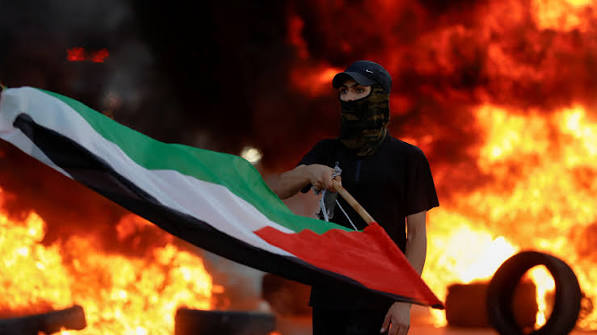 ذ: عبد الواحد رزاقي يكتب"النضال بين خدمة المشروع والمصلحة الشخصية" 3 images 2026 07 25T010354.844