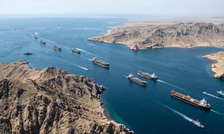 جريدة القرب 154 الجيش الإيراني: فتح مضيق هرمز يستوجب وقف القتال واحترام طهران