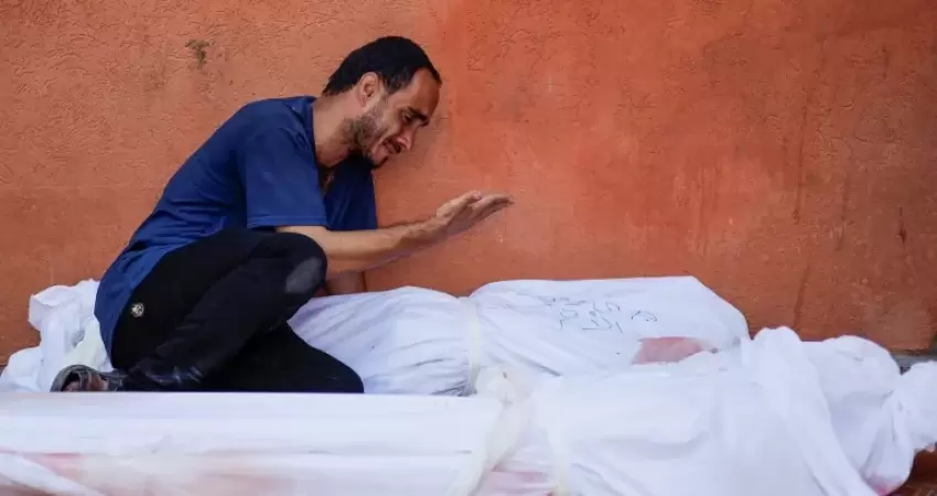 قطاع غزة: سقوط شهيد وجرحى جراء تواصل القصف والانتهاكات الإسرائيلية.