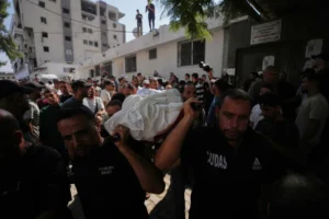 جريدة القرب 157 ارتفاع حصيلة ضحايا الغارات الإسرائيلية على قطاع غزة: 5 شهداء منذ فجر السبت.