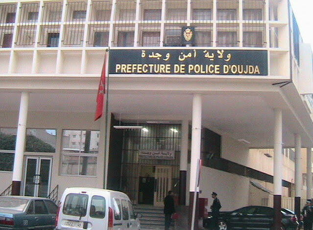 وجدة: توقيف مواطن هولندي مبحوث عنه دولياً بموجب نشرة حمراء في قضايا مخدرات واحتجاز 2 images 2026 08 07T191341.171