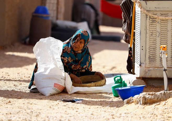 دعوات حقوقية لإجراء تحقيق دولي بشأن الانتهاكات في مخيمات تندوف. 4 images 27