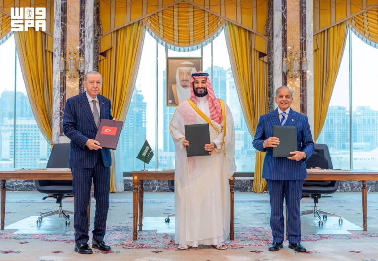 تركيا والسعودية وباكستان تعقد أول اجتماع يتعلق باتفاقية الدفاع غدا