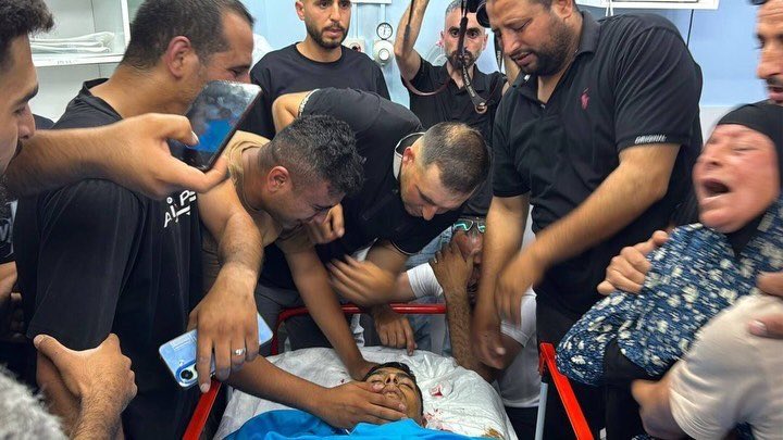 جريدة القرب 180 شهيد برصاص المستوطنين في سعير والانتهاكات بالضفة تتصاعد