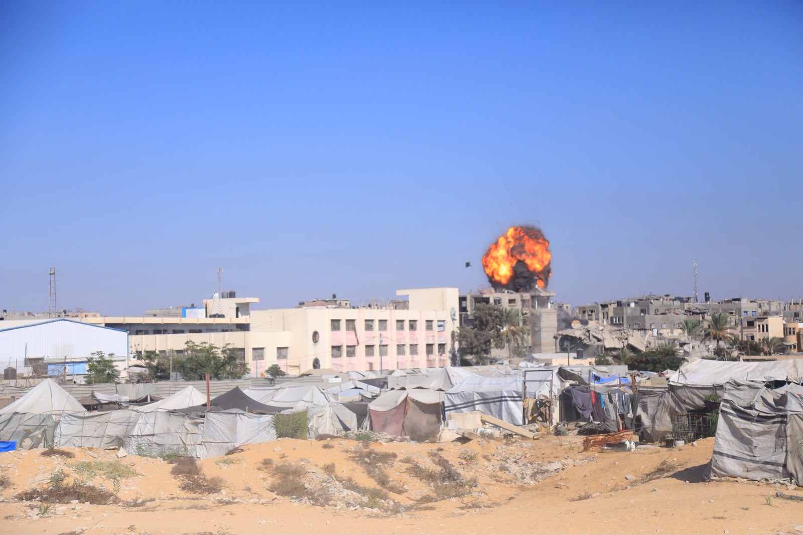 3 شهداء وإصابات بخروقات إسرائيلية جديدة لوقف إطلاق النار في غزة