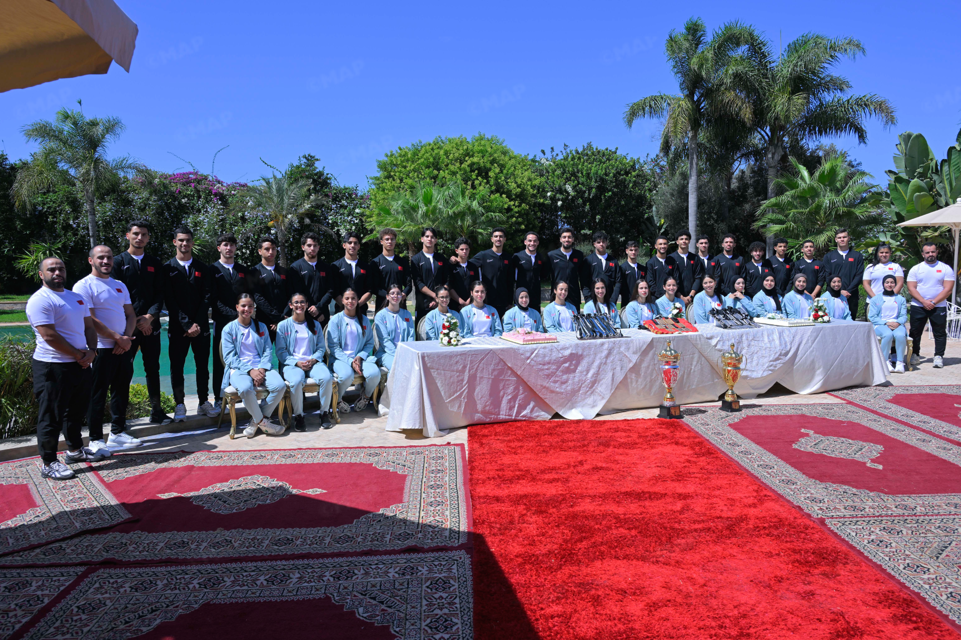 جريدة القرب 182 بوزنيقة: الجامعة الملكية المغربية للكراطي تكرم أبطال المنتخب الوطني احتفاءً بإنجازاتهم المتميزة على المستويين القاري والمتوسطي.”