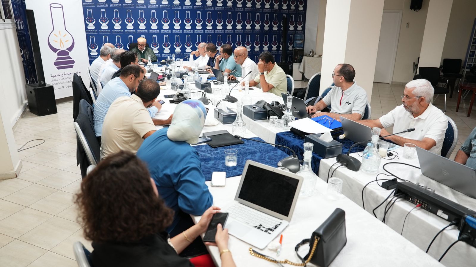 العدالة والتنمية يضاعف مقاعده أربع مرات ويؤكد موقعه في المعارضة