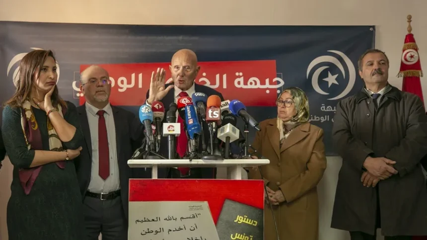 جبهة الخلاص التونسية تطالب بنقض أحكام التآمر والإفراج عن المعتقلين