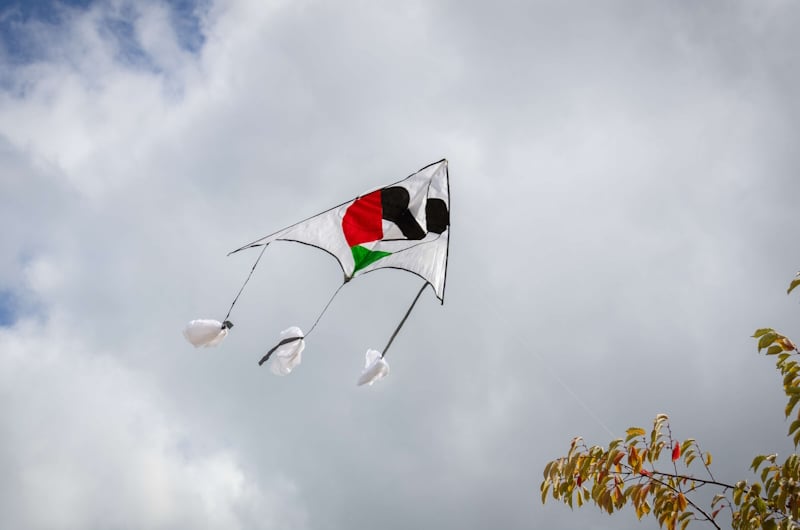 من هولندا إلى لندن.. طائرات ورقية في سماء أوروبا تضامنًا مع أطفال غزة