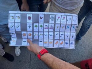 طنجة: توقيف شخصين للاشتباه في تورطهما في سرقة أوراق التصويت وإحالتهما على النيابة العامة.