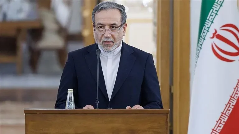 إيران تجدد نفيها السعي لامتلاك سلاح نووي وتتمسك بخيار الحوار